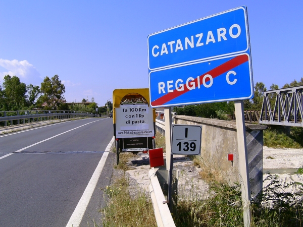 viaggio in risciò -
fine provincia di Reggio Calabria in risciò