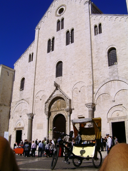 viaggio in risciò - Bari, taxi a san Nicola
