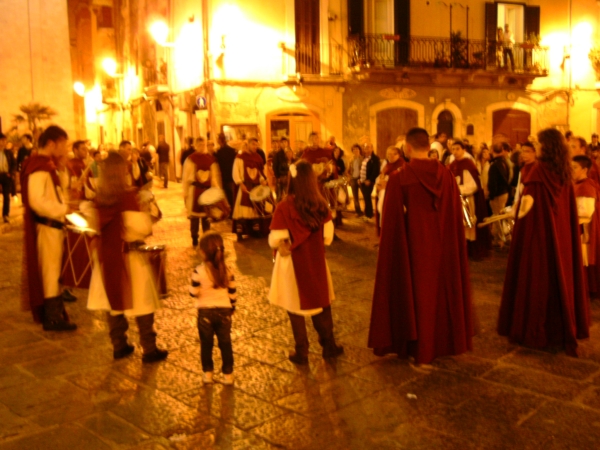 viaggio in risciò - Bari, notte bianca, i tamburi
