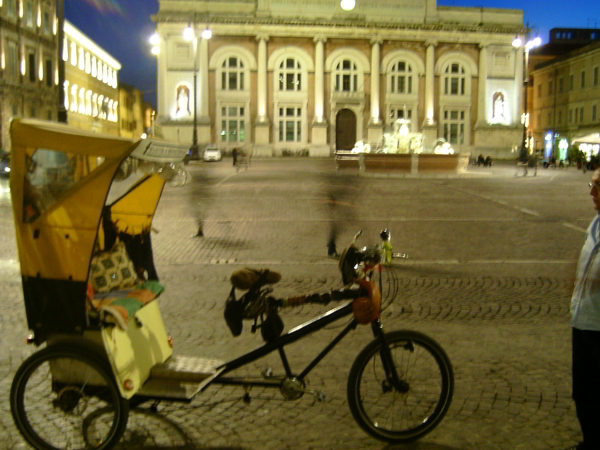 pesaro piazza del popolo