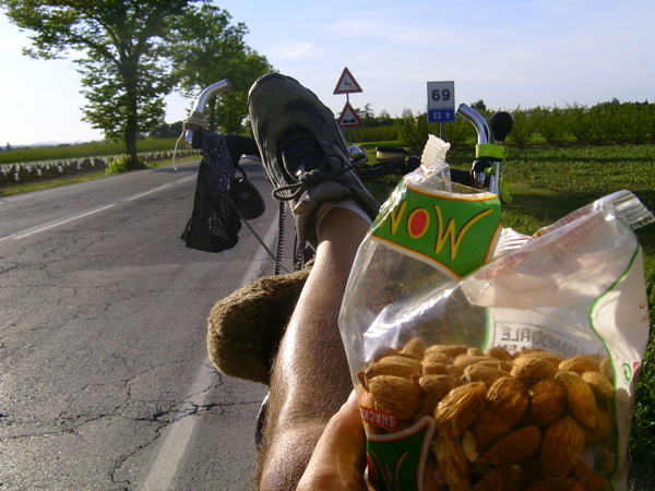 via Emilia, tra Faenza e Castel Bolognese